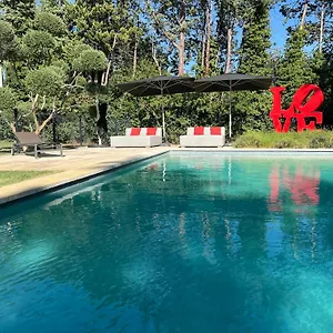 Domaine De La Franquette By Bridget & Pascal , Caderousse France